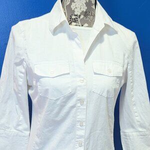 Daisy Fuentes Classic White Fitted 'Dance like Uma Thurman' Button Shirt, Small
